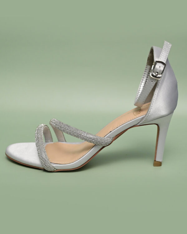 Sparkly Silver Wedding Shoes 2019 Sequins Rhinestone 10 cm Stiletto Heels  Pointed Toe Wedding Pumps